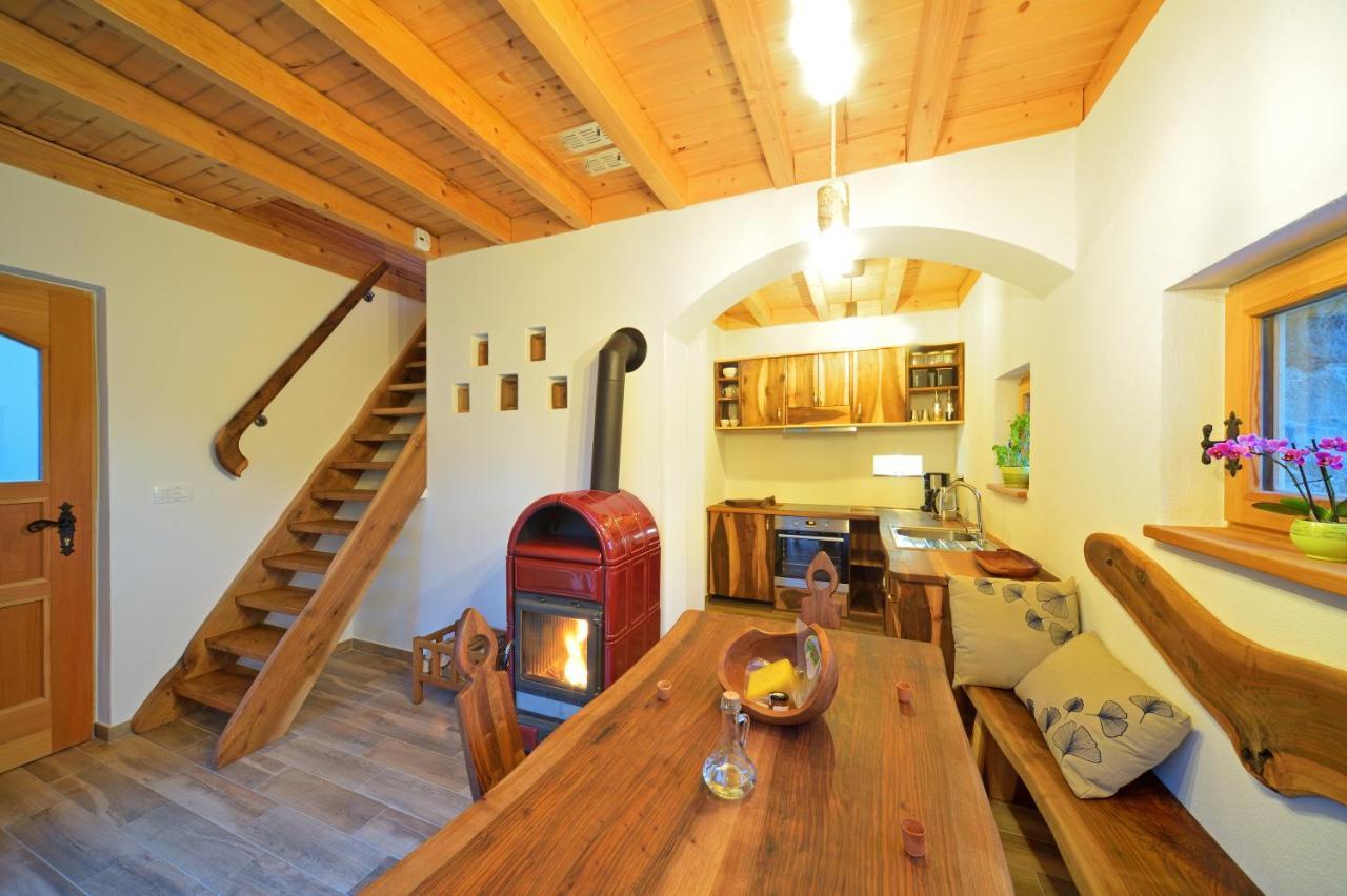 Villa Granaries Pear & Walnut à Tolmin Extérieur photo